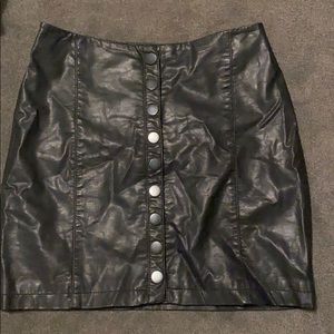 leather skirt